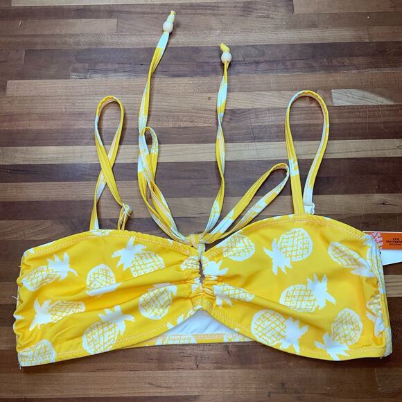 AQUA x Studio 189 Triangle pineapple Print Bikini Top yellow/white medium $68 - Picture 2 of 8